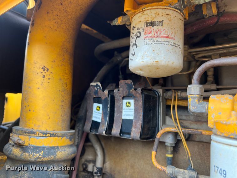 image for item DS3109 1989 John Deere  862B elevating scraper