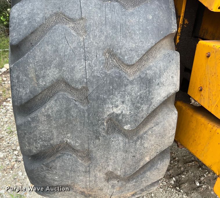 image for item DS3109 1989 John Deere  862B elevating scraper