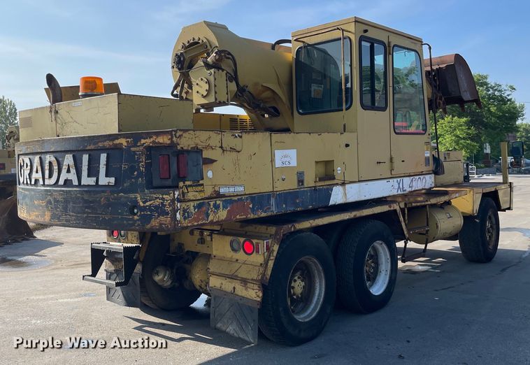 image for item DS5509 1994 Gradall XL4100 wheeled excavator