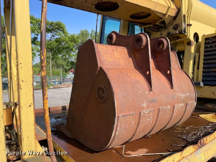 image for item DS5509 1994 Gradall XL4100 wheeled excavator