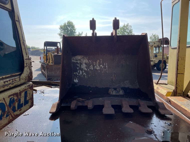 image for item DS5509 1994 Gradall XL4100 wheeled excavator