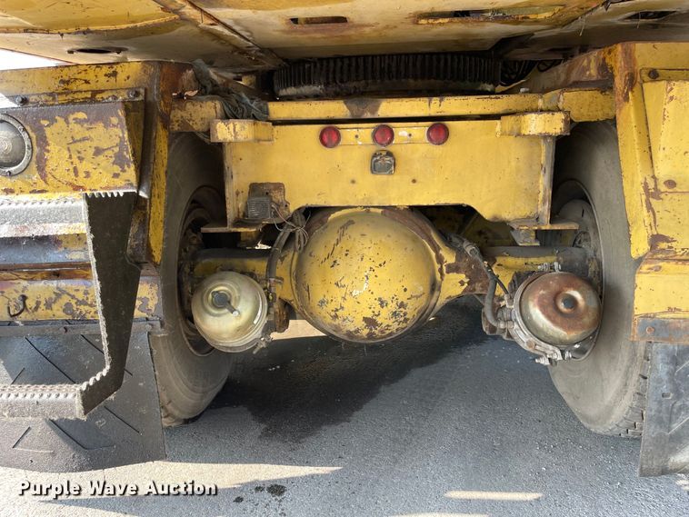 image for item DS5509 1994 Gradall XL4100 wheeled excavator