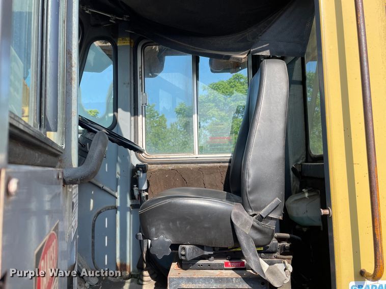 image for item DS5509 1994 Gradall XL4100 wheeled excavator