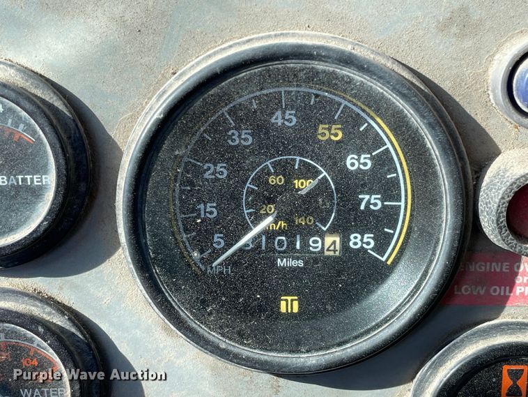 image for item DS5509 1994 Gradall XL4100 wheeled excavator