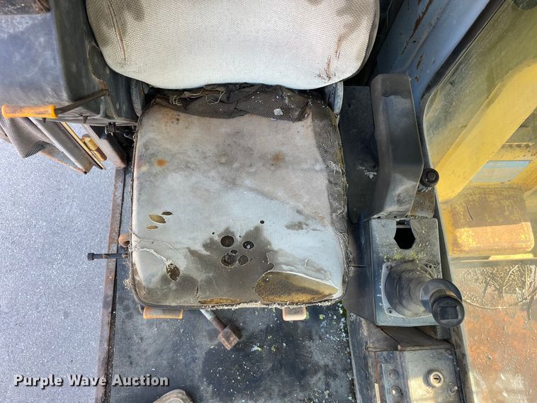 image for item DS5509 1994 Gradall XL4100 wheeled excavator