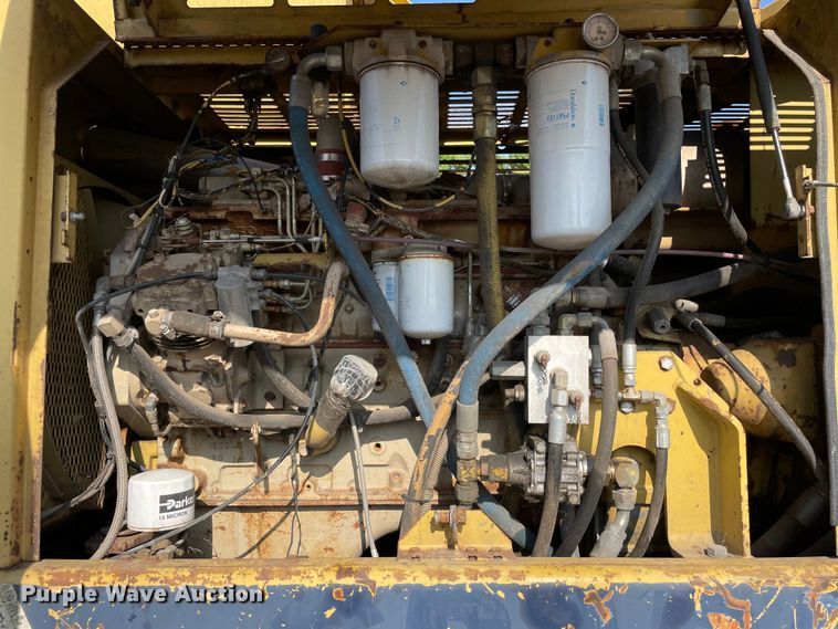 image for item DS5509 1994 Gradall XL4100 wheeled excavator