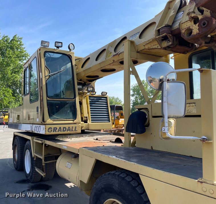 image for item DS5510 1997 Gradall XL4100 wheeled excavator