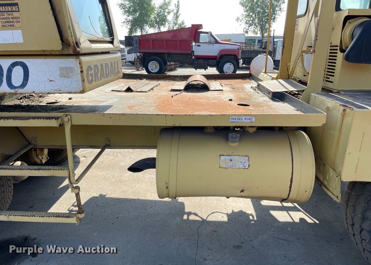 image for item DS5510 1997 Gradall XL4100 wheeled excavator