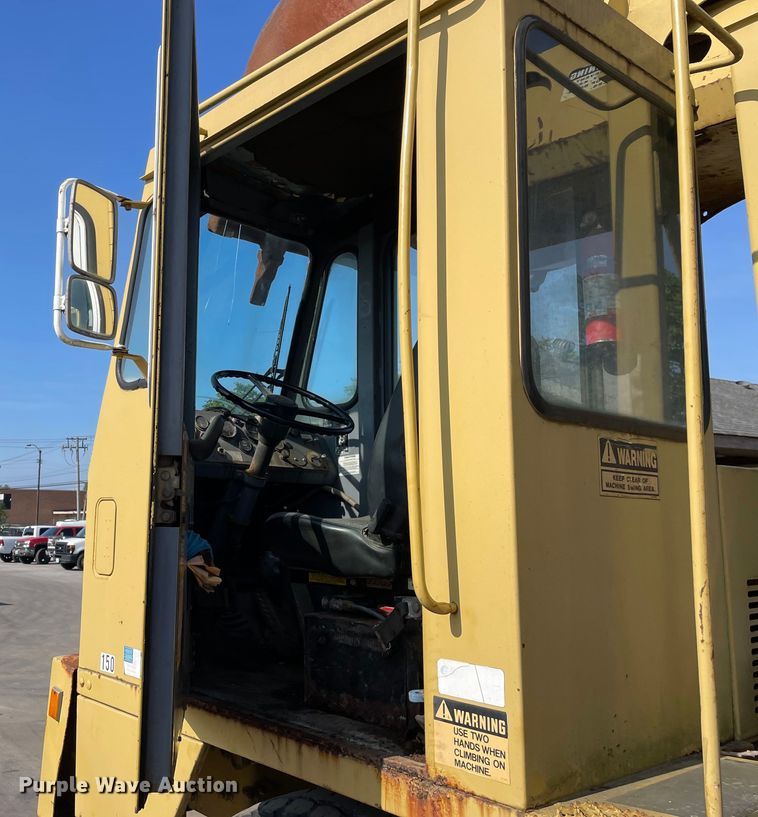 image for item DS5510 1997 Gradall XL4100 wheeled excavator