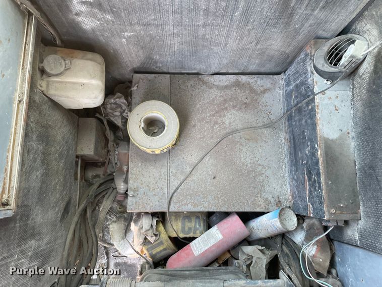 image for item DS5510 1997 Gradall XL4100 wheeled excavator