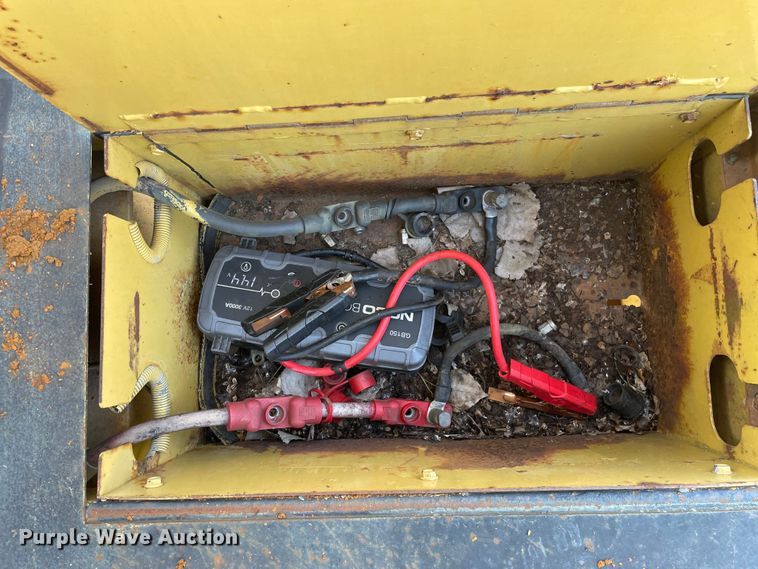 image for item DS5510 1997 Gradall XL4100 wheeled excavator