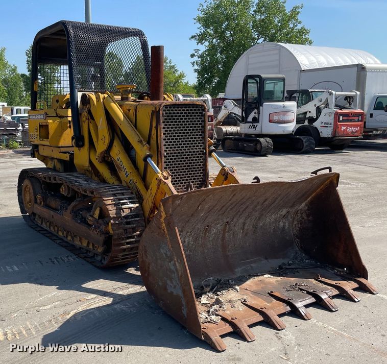 image for item DS5511 1975 John Deere  555-A track loader