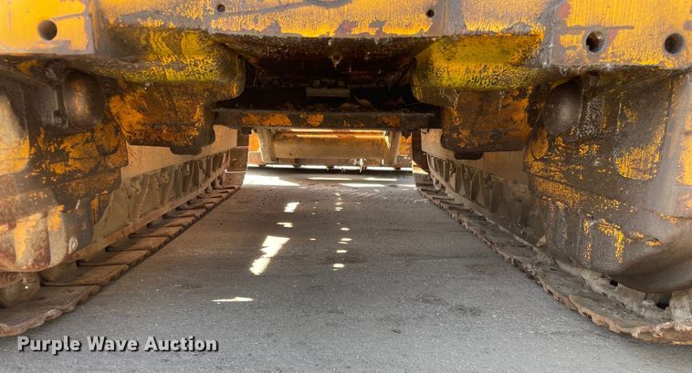 image for item DS5511 1975 John Deere  555-A track loader