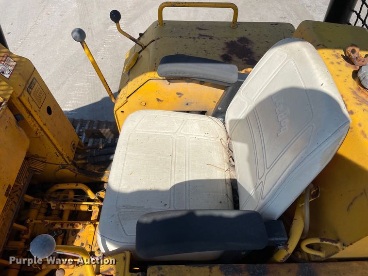 image for item DS5511 1975 John Deere  555-A track loader
