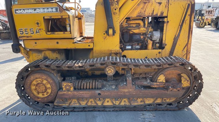 image for item DS5511 1975 John Deere  555-A track loader