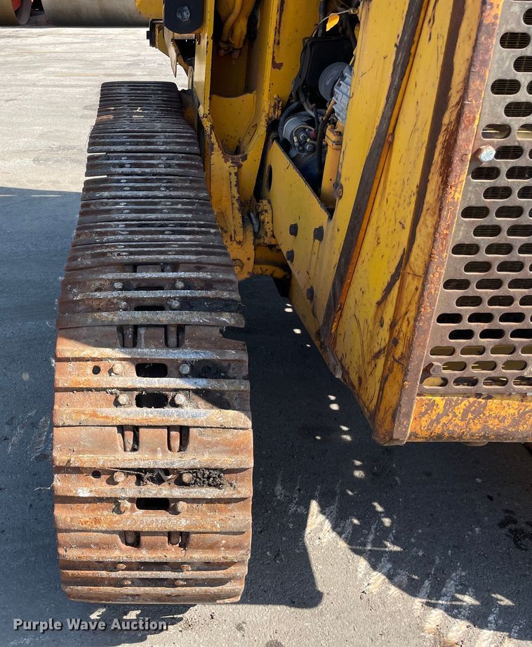 image for item DS5511 1975 John Deere  555-A track loader