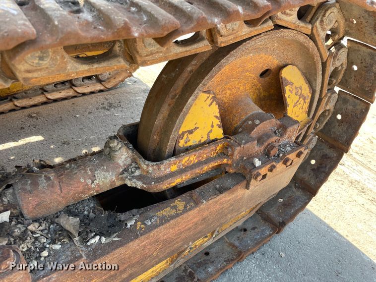 image for item DS5511 1975 John Deere  555-A track loader