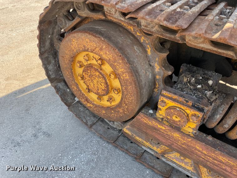 image for item DS5511 1975 John Deere  555-A track loader