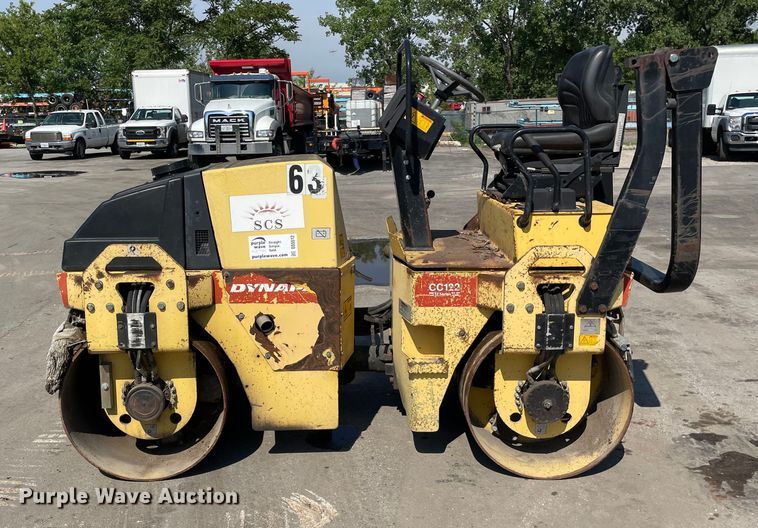 image for item DS5512 2009 Dynapac  CC122 double drum vibratory roller