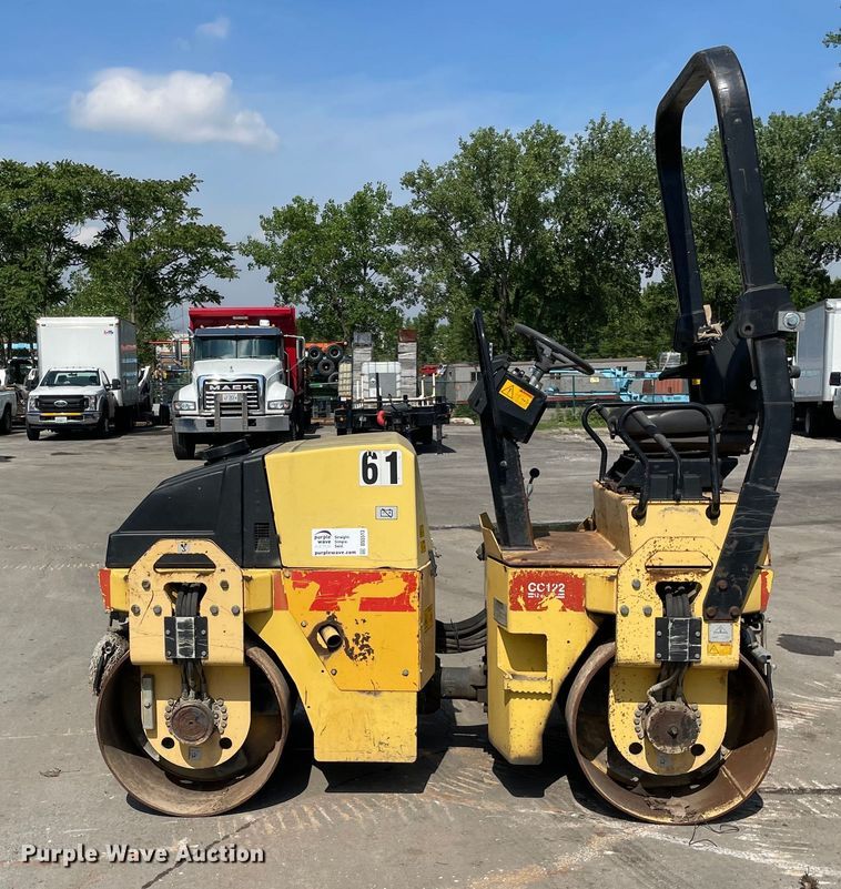 image for item DS5513 Dynapac CC122 double drum vibratory roller