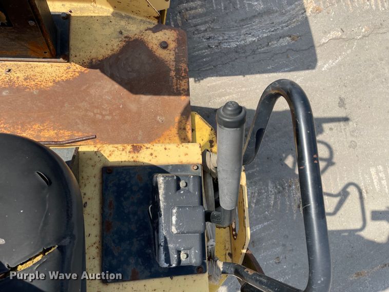 image for item DS5513 Dynapac CC122 double drum vibratory roller