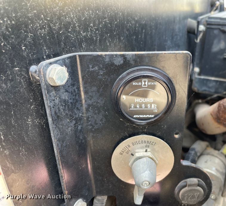 image for item DS5513 Dynapac CC122 double drum vibratory roller