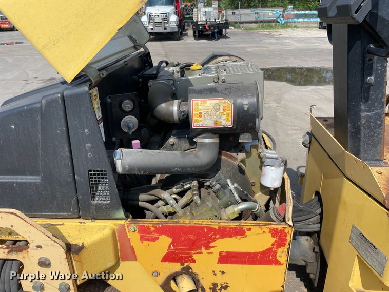 image for item DS5513 Dynapac CC122 double drum vibratory roller