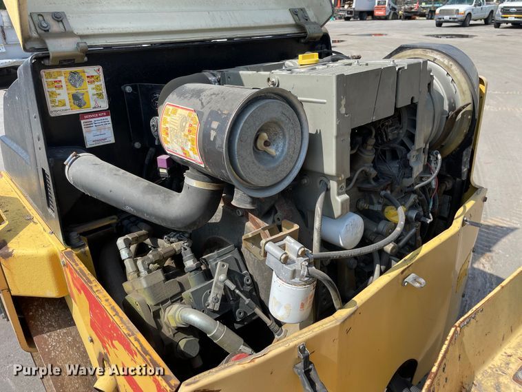 image for item DS5513 Dynapac CC122 double drum vibratory roller