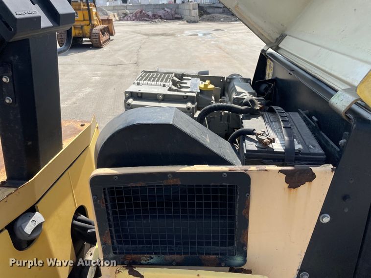 image for item DS5513 Dynapac CC122 double drum vibratory roller