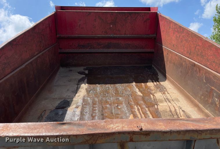 image for item DS5521 1990 GMC TopKick  dump truck