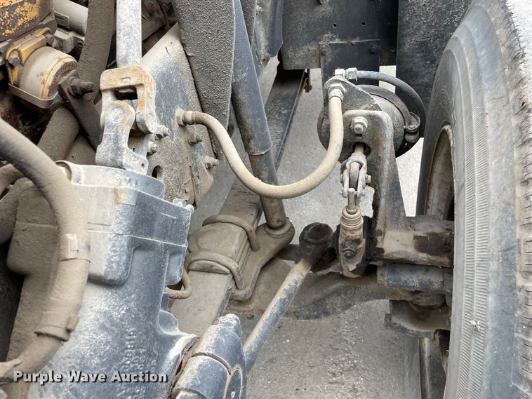 image for item DS5521 1990 GMC TopKick  dump truck