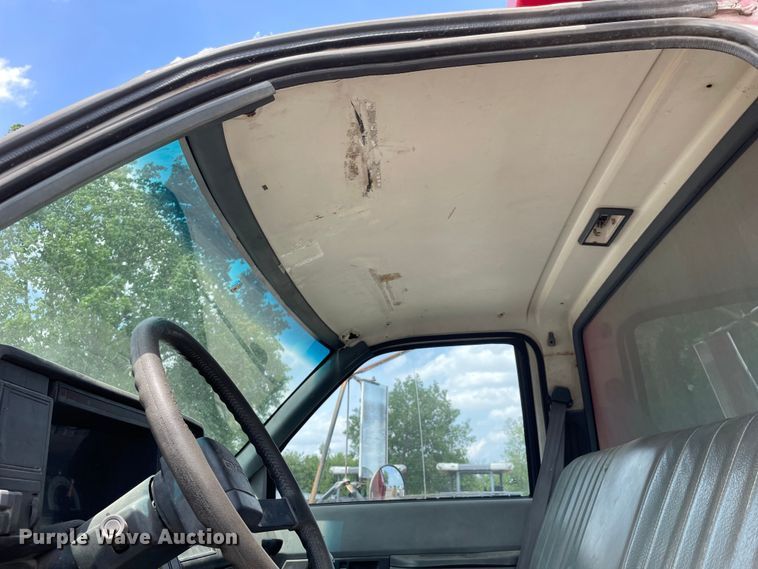 image for item DS5521 1990 GMC TopKick  dump truck