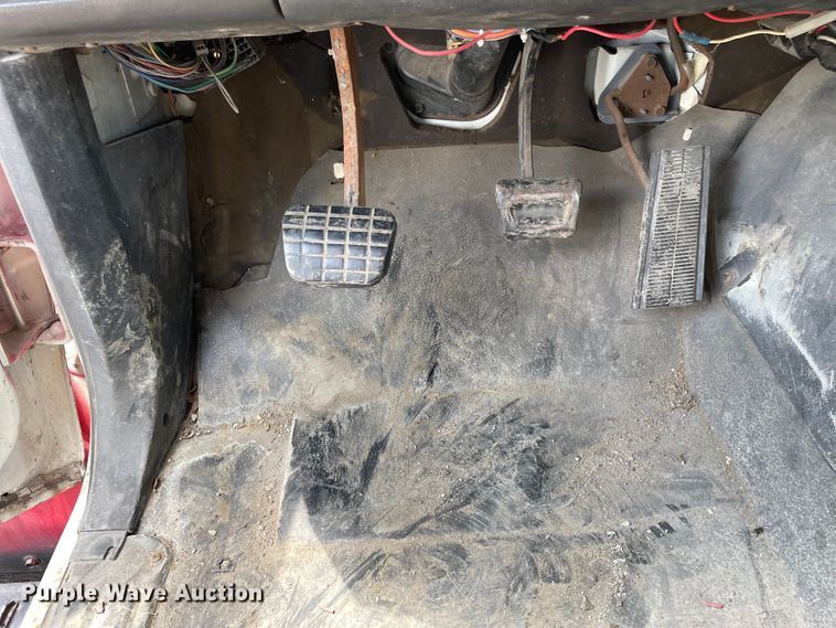 image for item DS5521 1990 GMC TopKick  dump truck