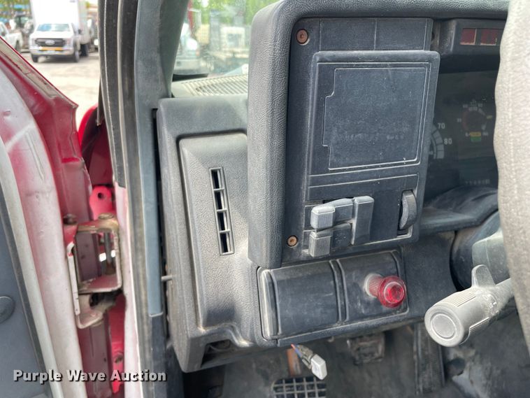 image for item DS5521 1990 GMC TopKick  dump truck