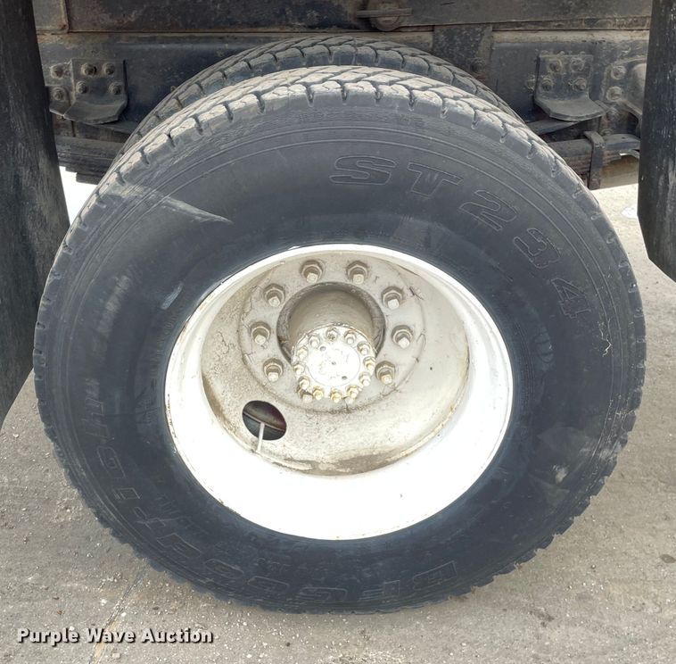 image for item DS5521 1990 GMC TopKick  dump truck