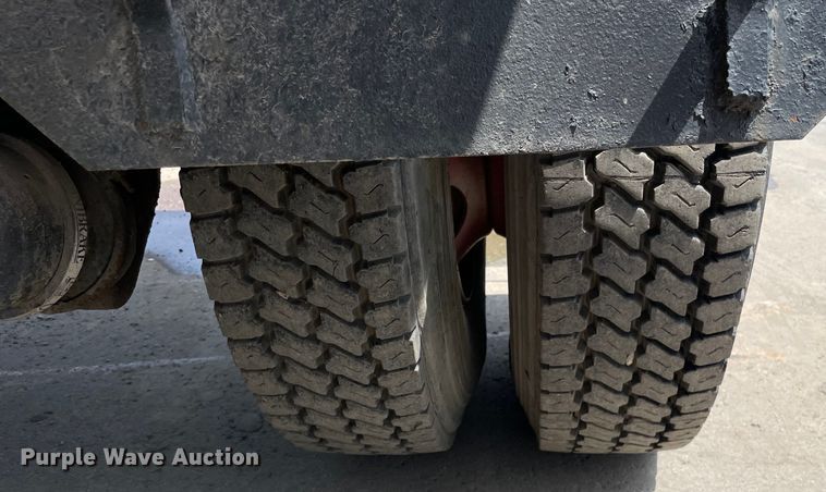 image for item DS5521 1990 GMC TopKick  dump truck