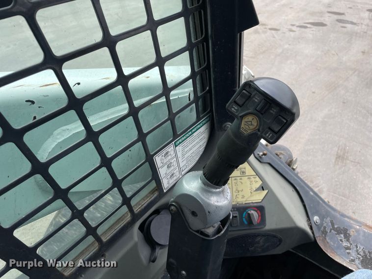 image for item DS5522 2011 Bobcat  S650 skid steer loader