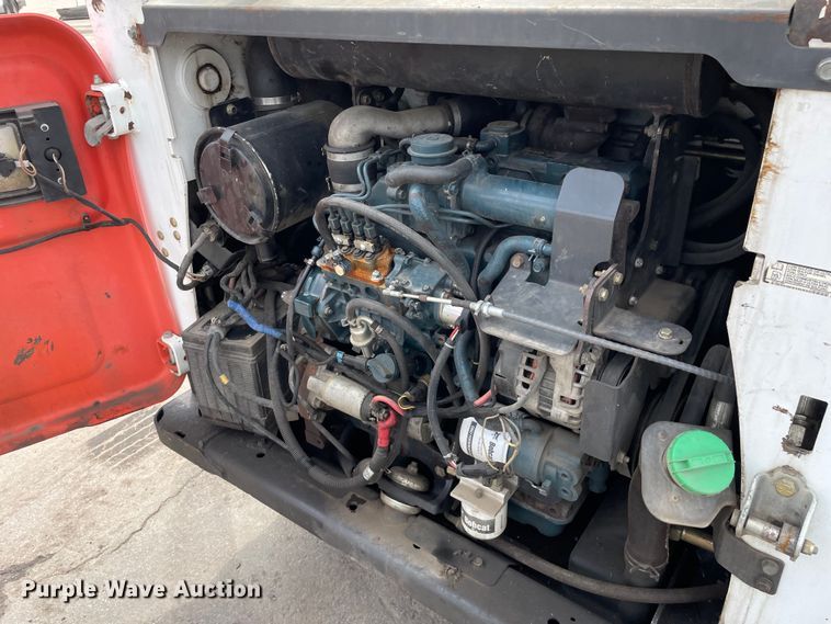 image for item DS5522 2011 Bobcat  S650 skid steer loader