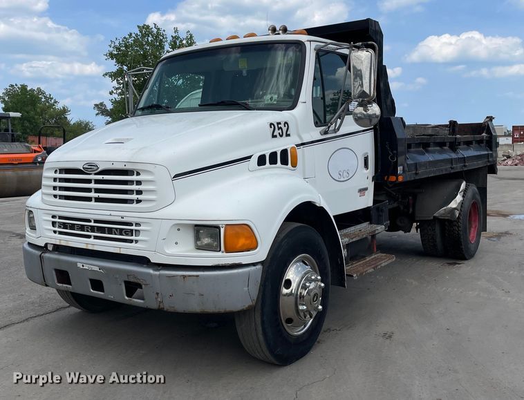 image for item DS5523 2001 Sterling  Acterra dump truck