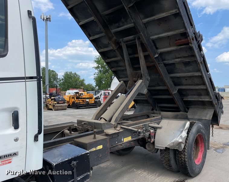 image for item DS5523 2001 Sterling  Acterra dump truck