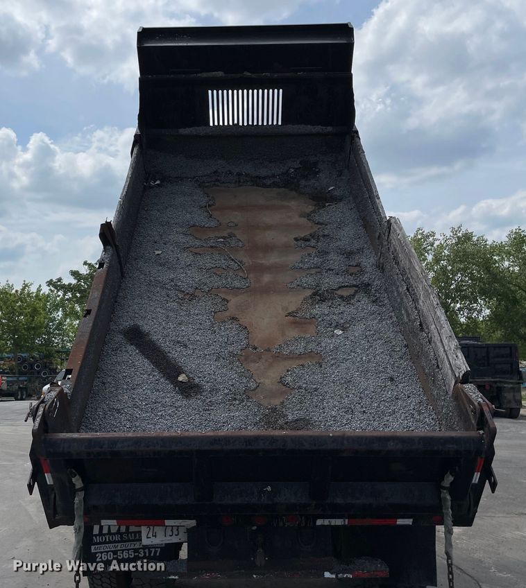 image for item DS5523 2001 Sterling  Acterra dump truck