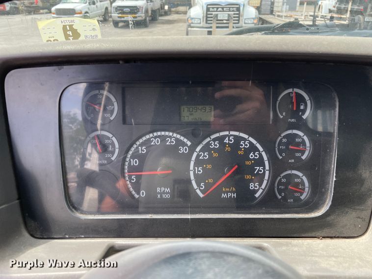 image for item DS5523 2001 Sterling  Acterra dump truck