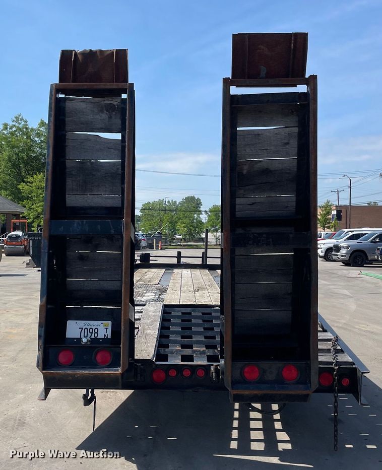 image for item DV5749 2000 Belshe  equipment trailer