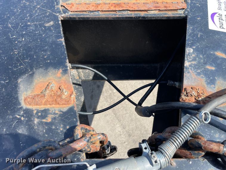 image for item DV5749 2000 Belshe  equipment trailer