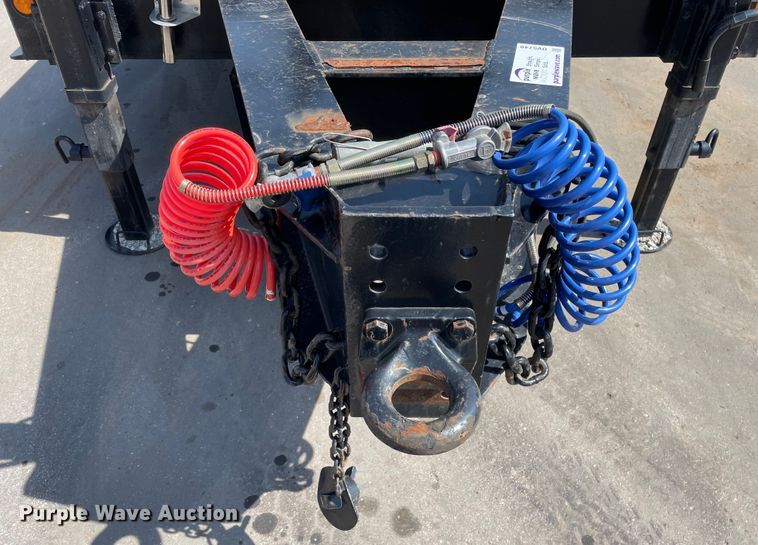 image for item DV5749 2000 Belshe  equipment trailer