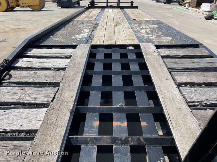 image for item DV5749 2000 Belshe  equipment trailer