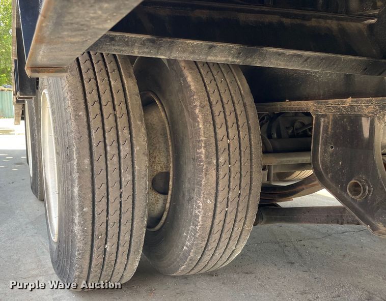 image for item DV5749 2000 Belshe  equipment trailer