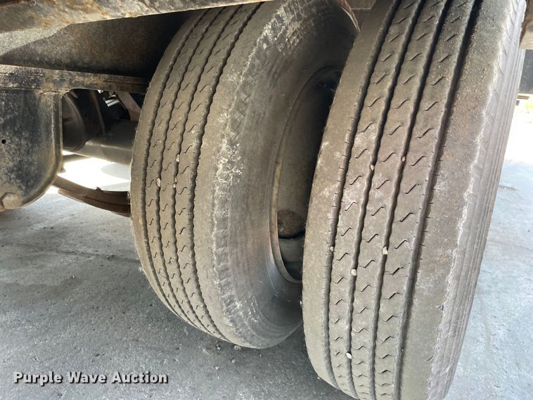 image for item DV5749 2000 Belshe  equipment trailer