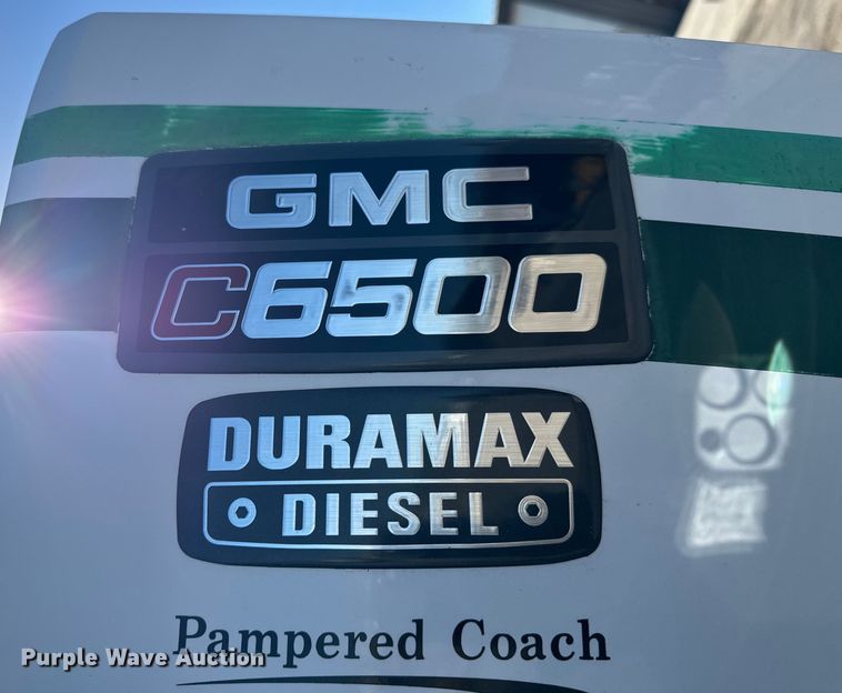 image for item DV5753 2005 GMC C6500 box truck