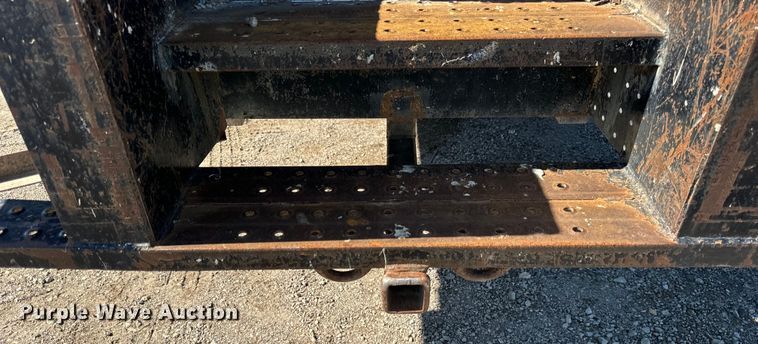 image for item DV5753 2005 GMC C6500 box truck